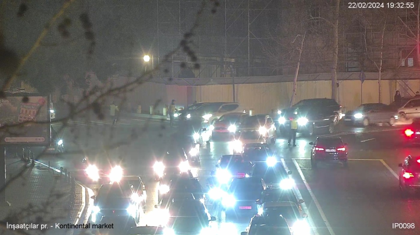 Bakıda restorandakı yanğın söndürüldü - YENİLƏNİB (FOTOLAR/VİDEO)